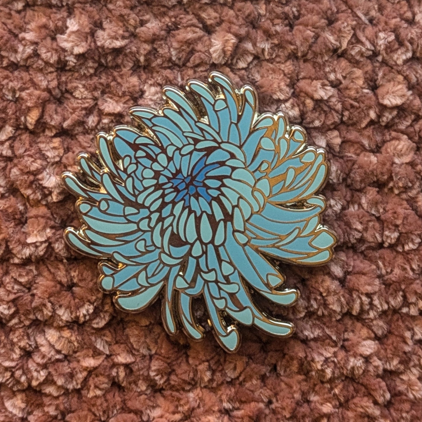 Chrysanthemum Pin - Kaiyo Clubchouse