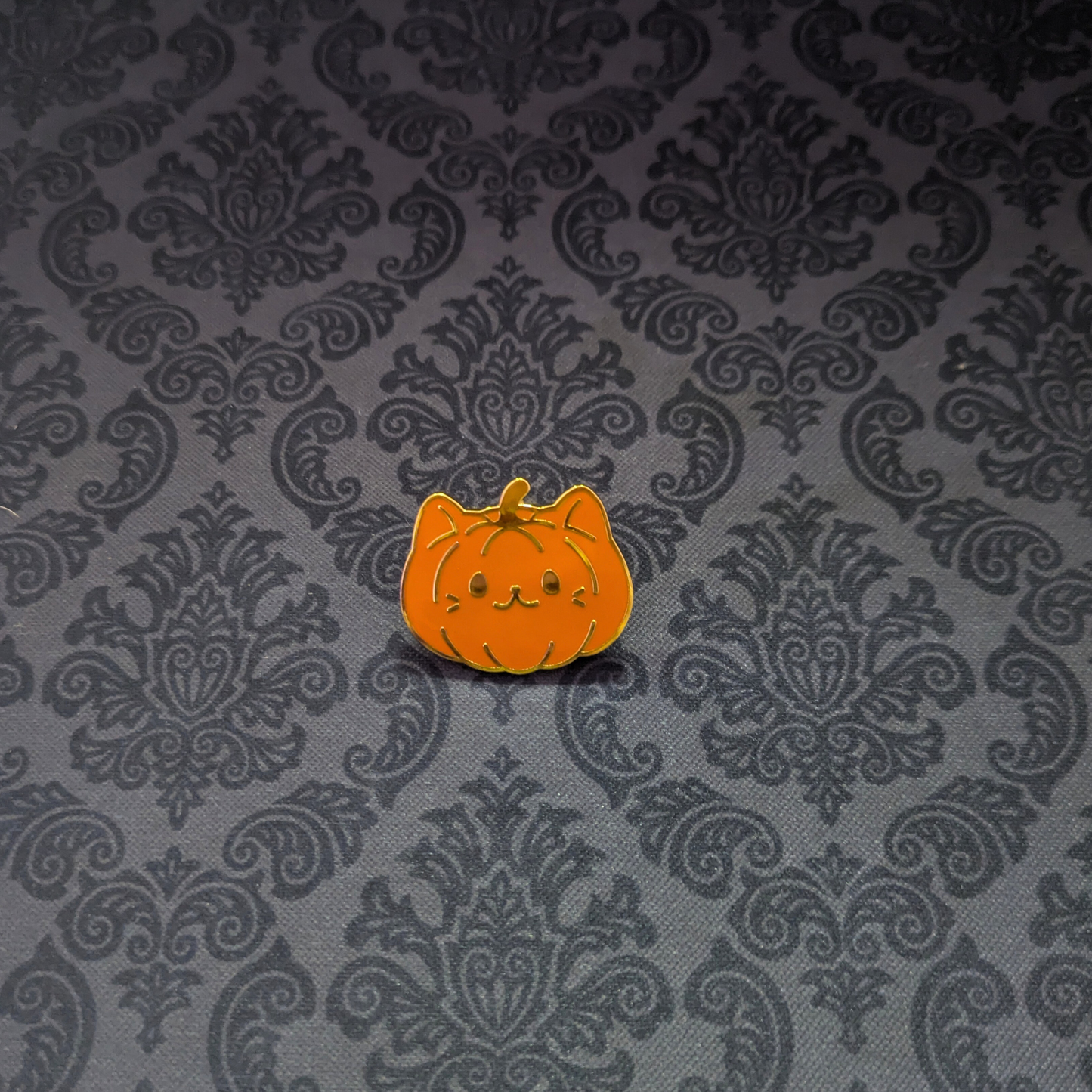 Pumpkin Cat Pin
